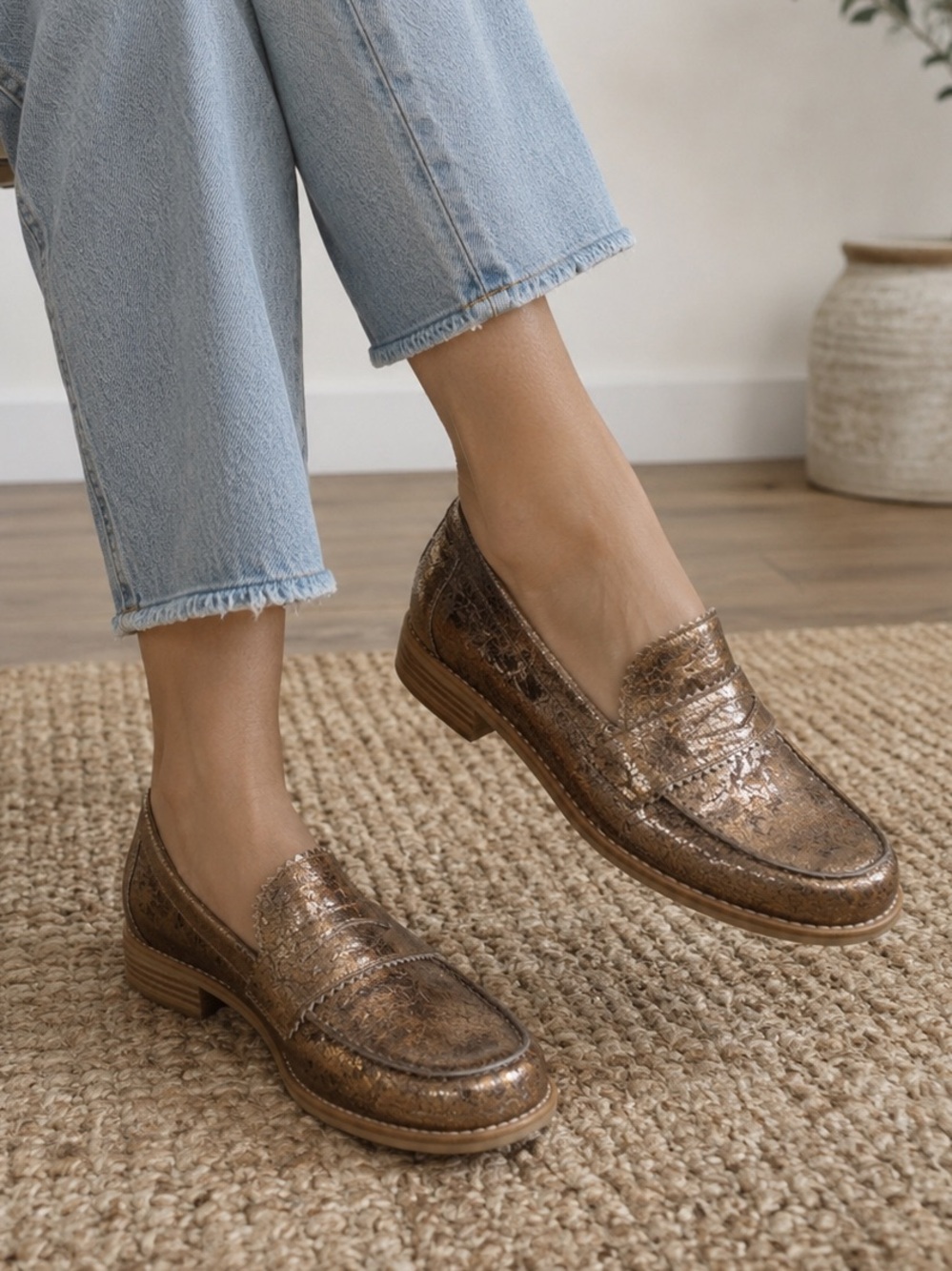 Stuart Weitzman Schooldays Metallic Bronze Penny Loafers Leather 6.5